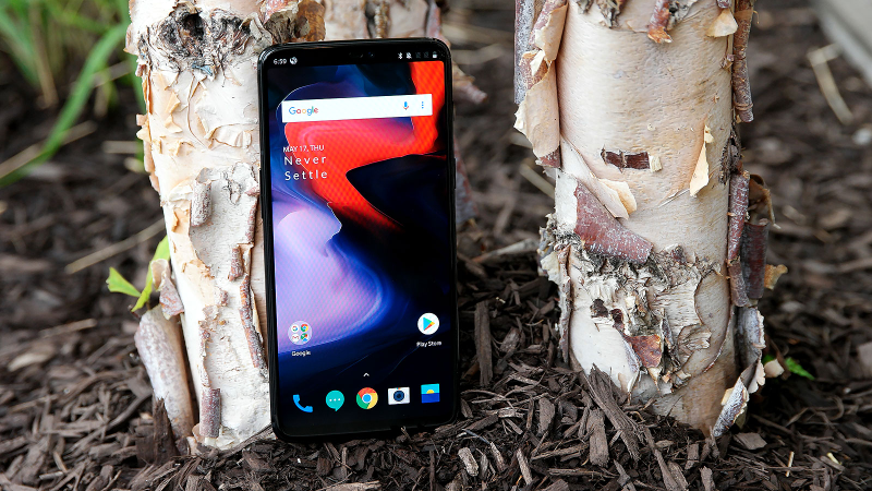 Illustration for article titled OnePlus 6 Review: The Best Android Phone That Won't Destroy Your Finances